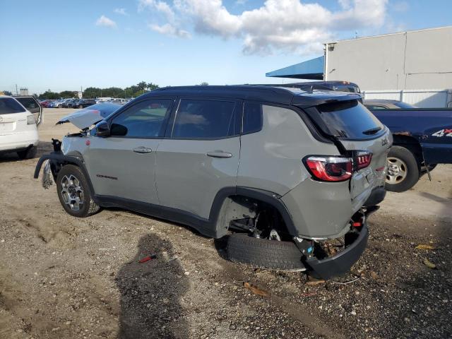 3C4NJDDB5NT236546 - 2022 JEEP COMPASS TRAILHAWK GRAY photo 2