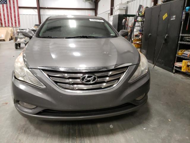 5NPEC4AC9DH594481 - 2013 HYUNDAI SONATA SE GRAY photo 5