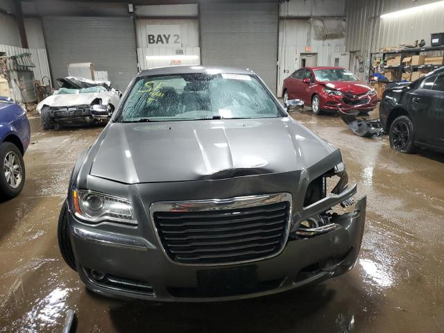 2C3CA5CG9BH585423 - 2011 CHRYSLER 300 LIMITED GRAY photo 5