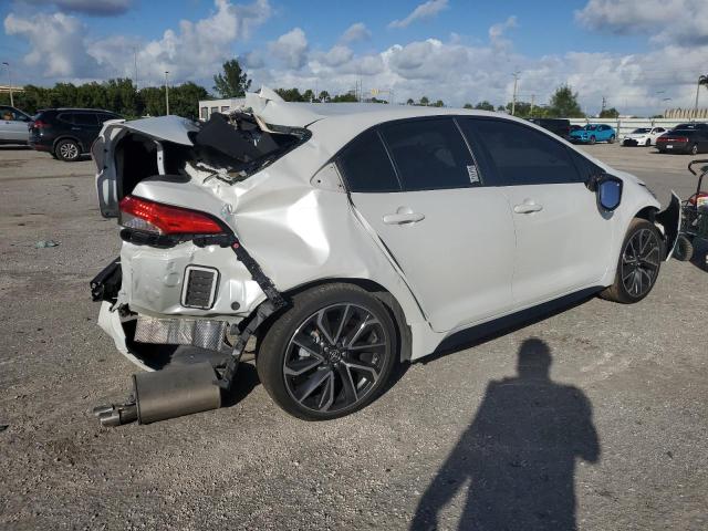 JTDS4MCE7NJ087165 - 2022 TOYOTA COROLLA SE WHITE photo 3