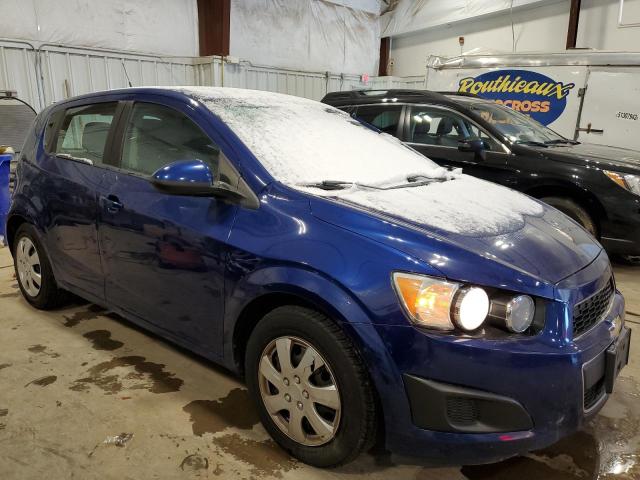 1G1JA6SHXD4228506 - 2013 CHEVROLET SONIC LS BLUE photo 4