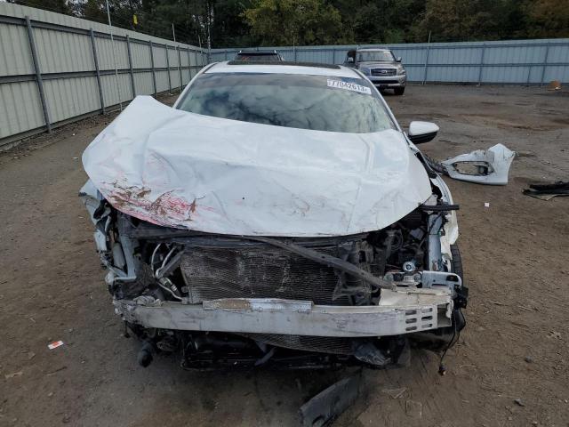 JHMFC1F32JX035221 - 2018 HONDA CIVIC EX WHITE photo 5