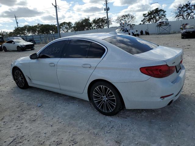 WBAJA7C56KWW19409 - 2019 BMW 530 XI WHITE photo 2