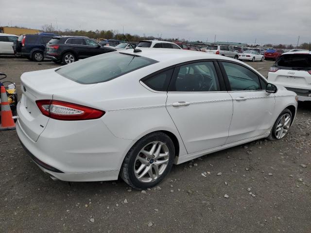 3FA6P0H73DR147853 - 2013 FORD FUSION SE WHITE photo 3