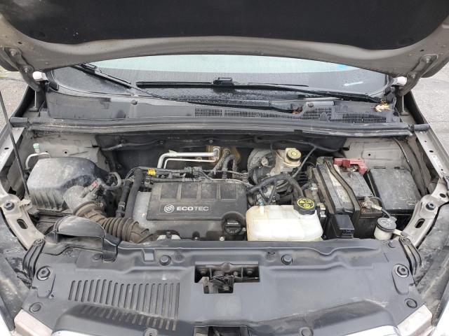 KL4CJBSB5EB521371 - 2014 BUICK ENCORE CONVENIENCE ვერცხლისფერი ფოტო 12