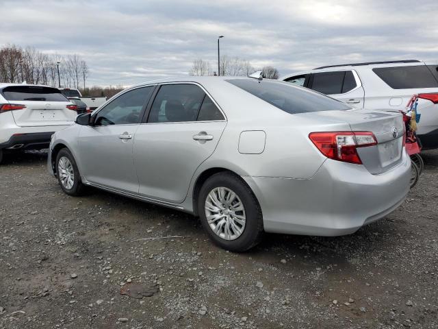 4T1BF1FK6DU658468 - 2013 TOYOTA CAMRY L SILVER photo 2