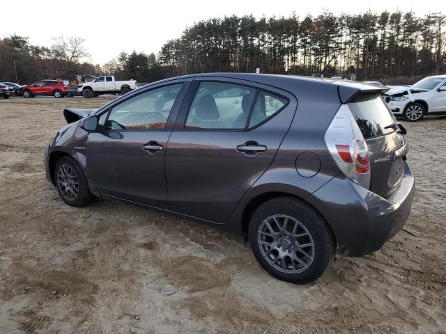 JTDKDTB3XD1553373 - 2013 TOYOTA PRIUS C GRAY photo 2