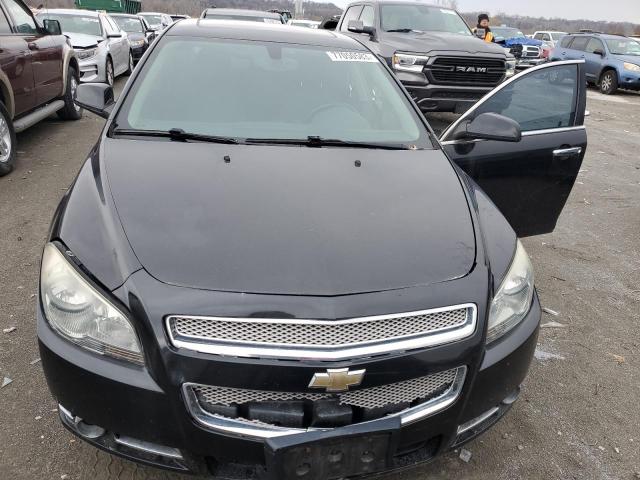 1G1ZE5E17BF395794 - 2011 CHEVROLET MALIBU LTZ შავი ფოტო 5