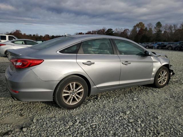 5NPE24AFXFH071891 - 2015 HYUNDAI SONATA SE SILVER photo 3