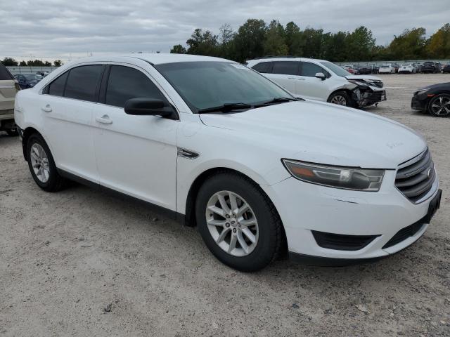 1FAHP2D85FG121008 - 2015 FORD TAURUS SE WHITE photo 4