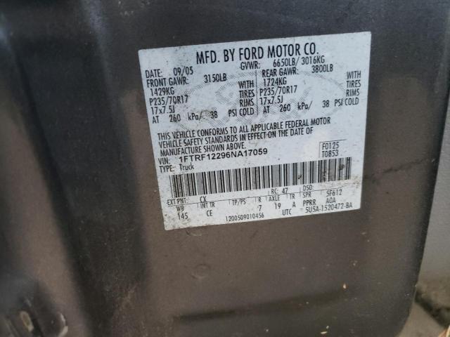 1FTRF12296NA17059 - 2006 FORD F150 GRAY photo 12