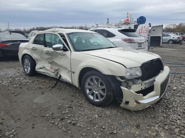 2C3AA63H95H621640 - 2005 CHRYSLER 300C BEIGE photo 4