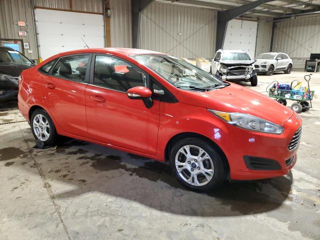 3FADP4BJ3FM223994 - 2015 FORD FIESTA SE RED photo 4