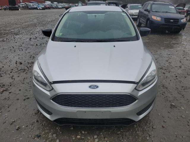 1FADP3E22HL269092 - 2017 FORD FOCUS S SILVER photo 5