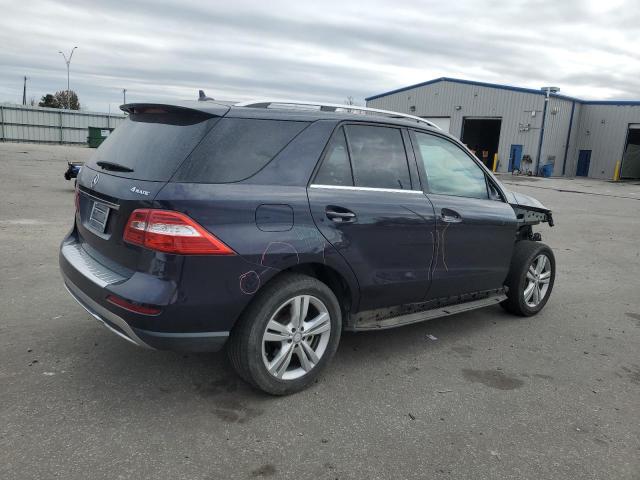 4JGDA5HB8CA033808 - 2012 MERCEDES-BENZ ML 350 4MATIC BLUE photo 3