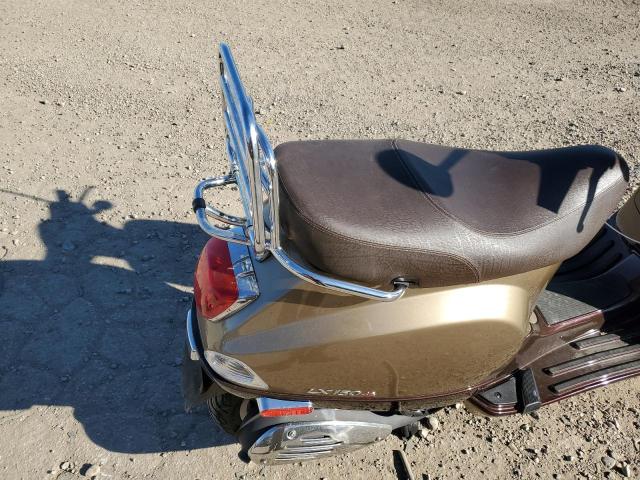 ZAPM688F3B5000621 - 2011 VESPA LX 150IE TAN photo 6