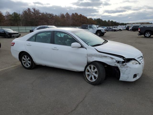 4T1BF3EK0BU589125 - 2011 TOYOTA CAMRY BASE WHITE photo 4