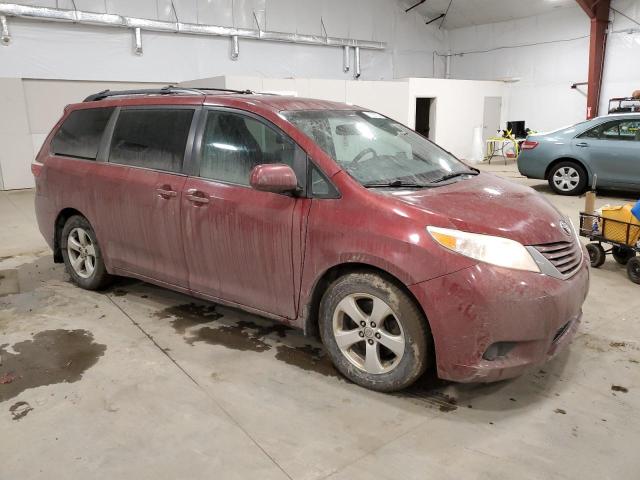 5TDKK3DC0FS548482 - 2015 TOYOTA SIENNA LE RED photo 4