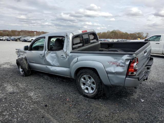 3TMLU4EN1AM038560 - 2010 TOYOTA TACOMA DOUBLE CAB SILVER photo 2