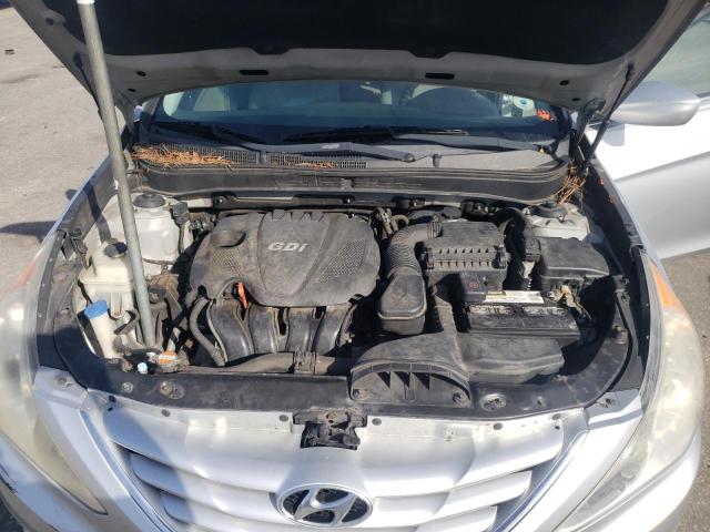 5NPEB4AC7CH488791 - 2012 HYUNDAI SONATA GLS SILVER photo 11