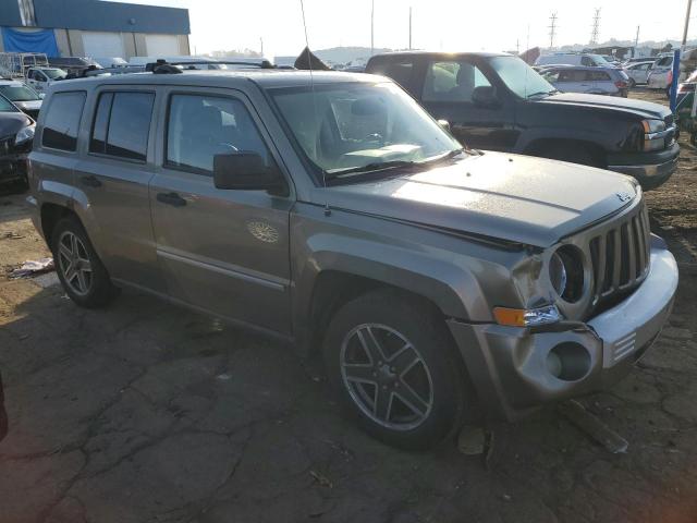 1J8FT48W18D767564 - 2008 JEEP PATRIOT LIMITED BROWN photo 4