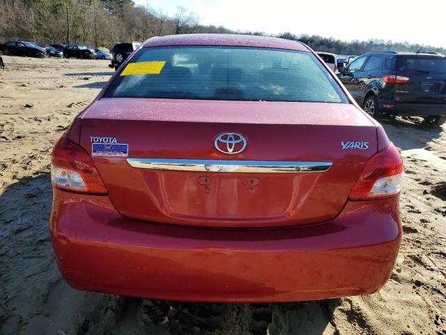 JTDBT4K31A1366978 - 2010 TOYOTA YARIS RED photo 6