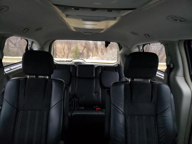 2C4RC1CG3ER228083 - 2014 CHRYSLER TOWN & COU TOURING L SILVER photo 10