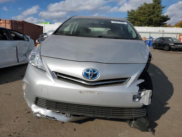 JTDZN3EU6D3252832 - 2013 TOYOTA PRIUS V SILVER photo 5