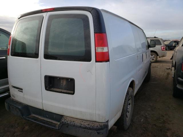 1GCSGAFX2C1113705 - 2012 CHEVROLET EXPRESS G1 WHITE photo 3