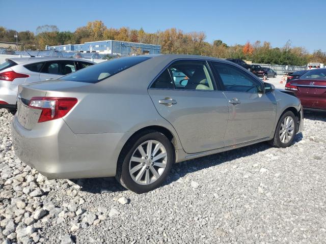 4T1BF1FK0EU337740 - 2014 TOYOTA CAMRY L SILVER photo 3