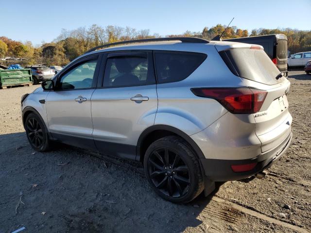 1FMCU9GD4KUA07491 - 2019 FORD ESCAPE SE SILVER photo 2