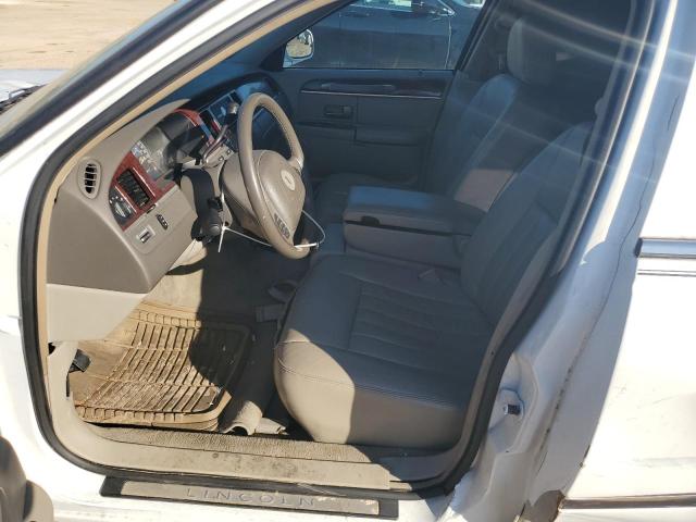 1L1FM81W43Y646922 - 2003 LINCOLN TOWN CAR EXECUTIVE Weiß Foto 7