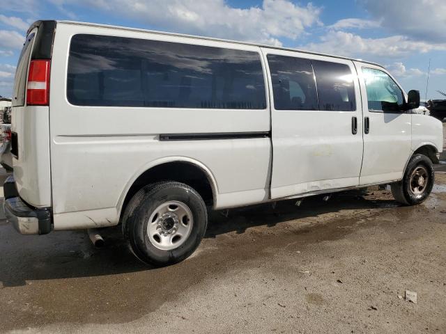 1GAZGPFG2K1293860 - 2019 CHEVROLET EXPRESS G3 LT WHITE photo 3