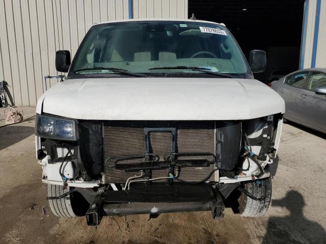 1GAZGPFG2K1293860 - 2019 CHEVROLET EXPRESS G3 LT WHITE photo 5