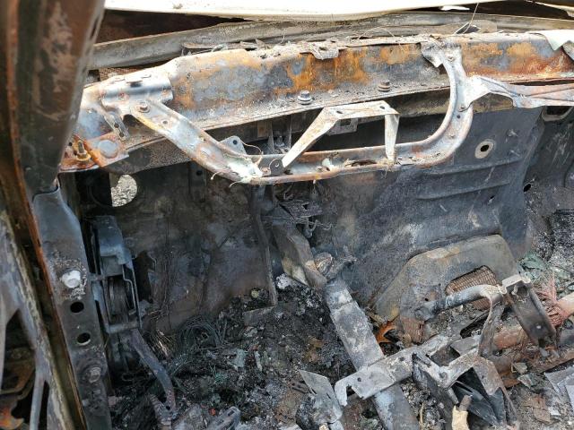 1GCJC33161F174008 - 2001 CHEVROLET SILVERADO C3500 BURN photo 9