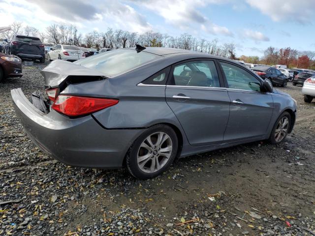 5NPEC4AC6CH496345 - 2012 HYUNDAI SONATA SE GRAY photo 3