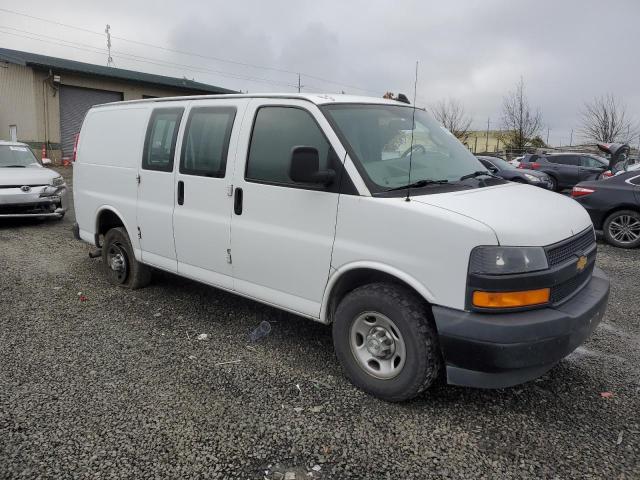 1GCWGAF76M1169049 - 2021 CHEVROLET EXPRESS G2 WHITE photo 4