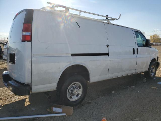 1GCZGHFP3N1254244 - 2022 CHEVROLET EXPRESS G3 WHITE photo 3