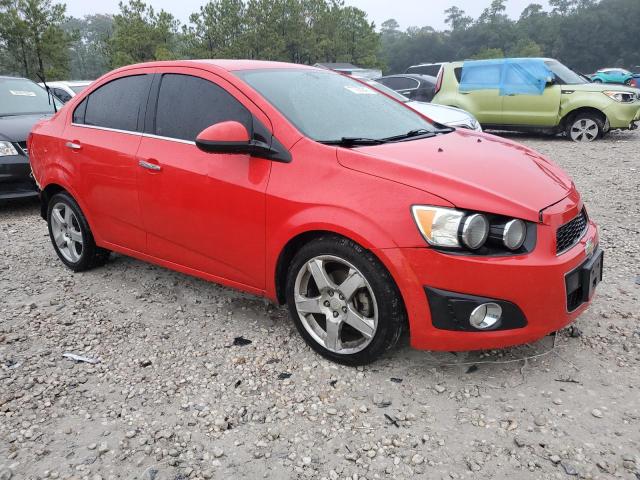 1G1JE5SB1G4134688 - 2016 CHEVROLET SONIC LTZ RED photo 4