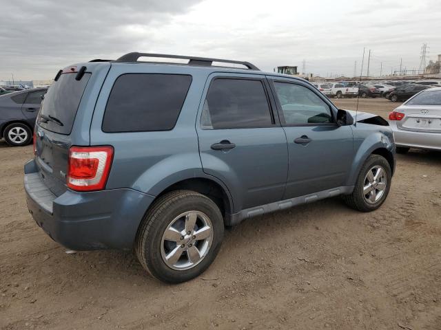 1FMCU0DG0BKA81884 - 2011 FORD ESCAPE XLT BLUE photo 3