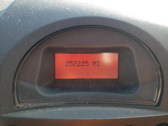 2G2WS522741168118 - 2004 PONTIAC GRAND PRIX GT2 ვერცხლისფერი ფოტო 9