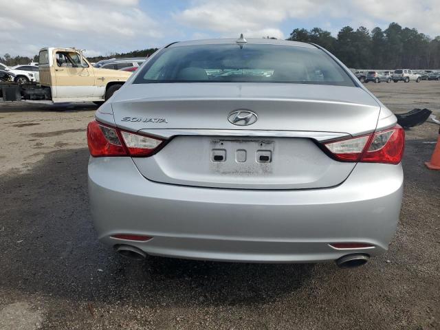 5NPEC4AC0CH401679 - 2012 HYUNDAI SONATA SE SILVER photo 6