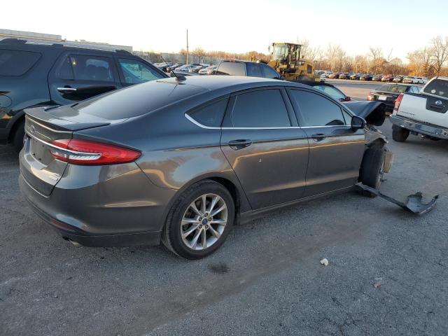 3FA6P0HD4HR398635 - 2017 FORD FUSION SE GRAY photo 3