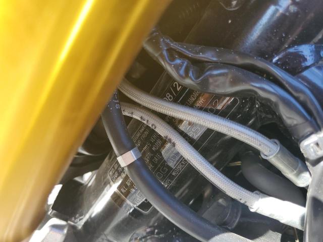 WB30G1103KR857402 - 2019 BMW G310 R WHITE photo 9