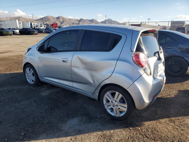 KL8CD6S95FC720362 - 2015 CHEVROLET SPARK 1LT SILVER photo 2