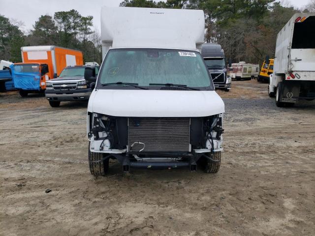 1GB0GRF73N1138755 - 2022 CHEVROLET EXPRESS G3 WHITE photo 5