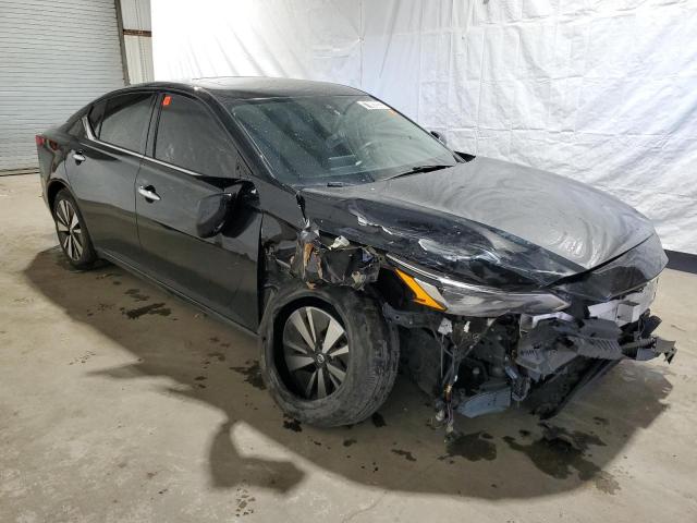 1N4BL4DV9KC107679 - 2019 NISSAN ALTIMA SV BLACK photo 4