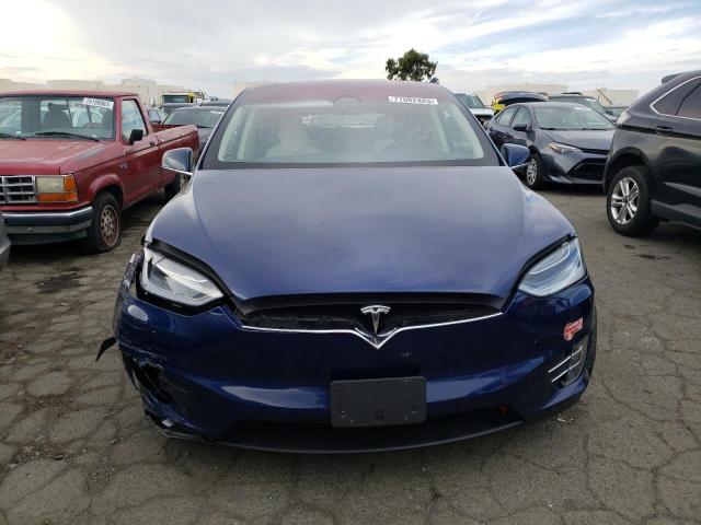 5YJXCAE25JF126606 - 2018 TESLA MODEL X BLUE photo 5