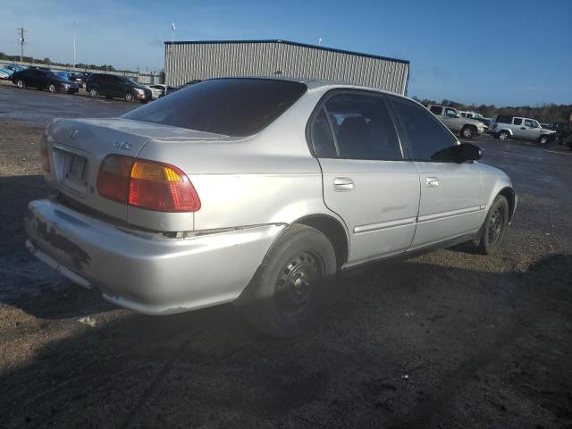 2HGEJ6618YH527184 - 2000 HONDA CIVIC BASE SILVER photo 3