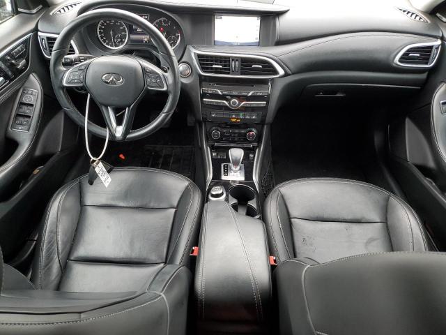 SJKCH5CR2JA057712 - 2018 INFINITI QX30 BASE Rosa Foto 8